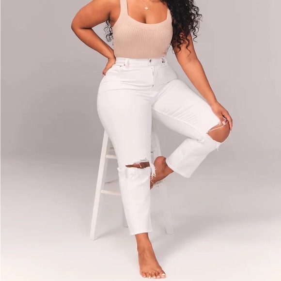 Abercrombie Ankle High Rise Straight Jeans - Picture 2 of 6